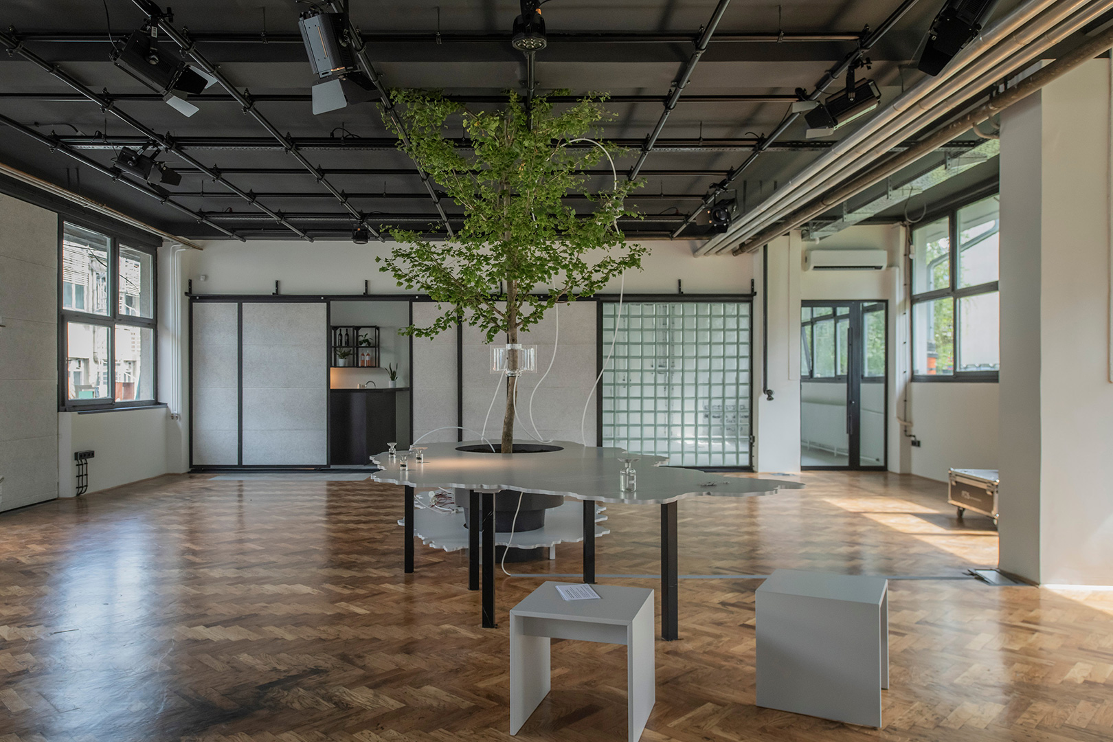 Kontejner u Vjesniku